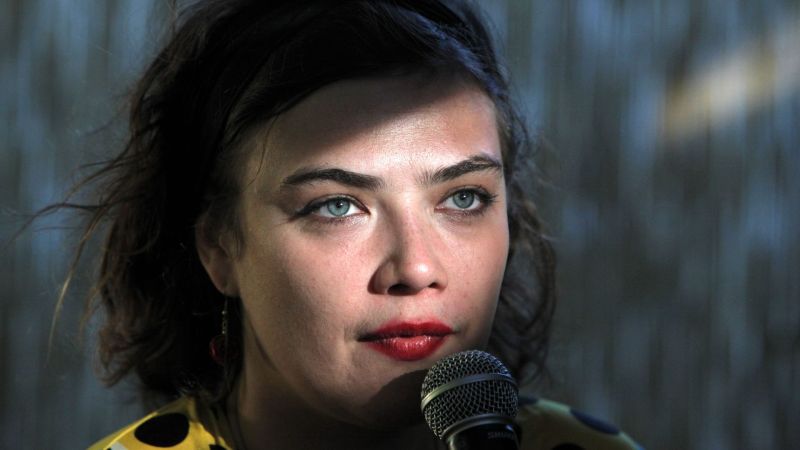 Datei:Moriarty background.jpg