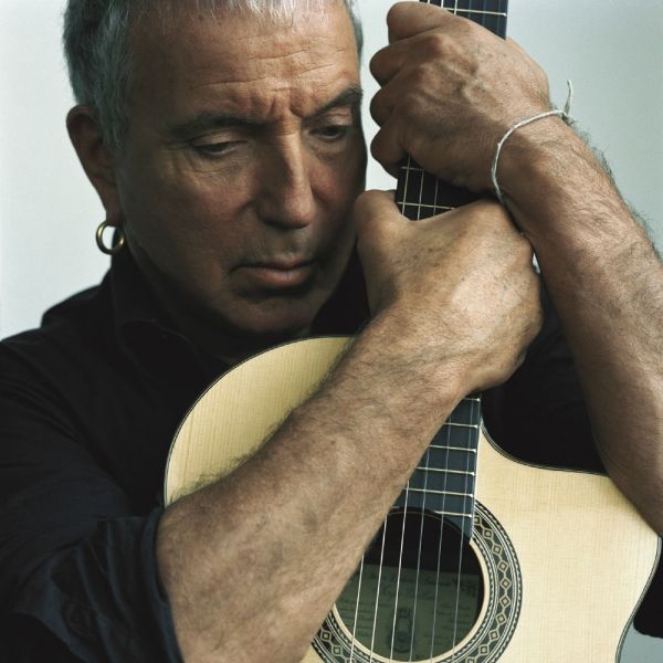 Datei:Bernard Lavilliers.jpg