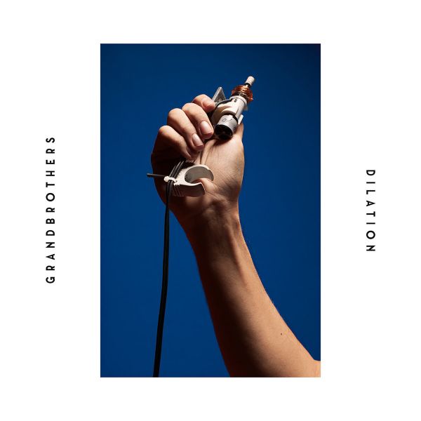 Datei:Grandbrothers - 2015 - Dilation.jpg