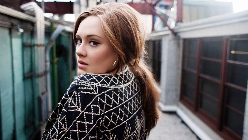 Datei:Adele background.jpg