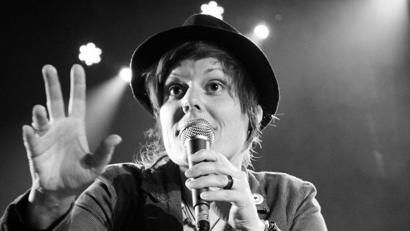 Datei:Melissmell background.jpg