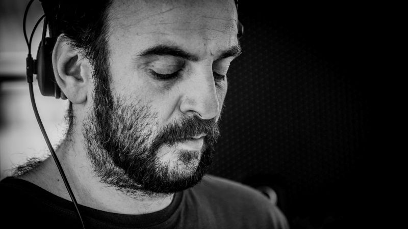 Datei:Troublemakers background.jpg