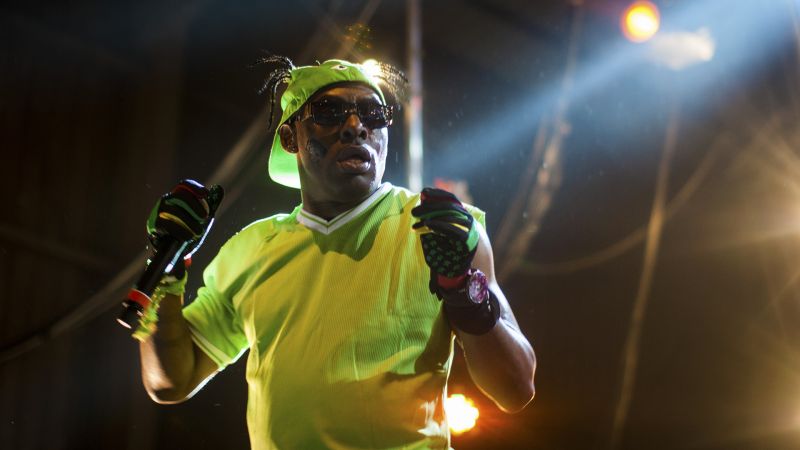 Datei:Coolio background.jpg