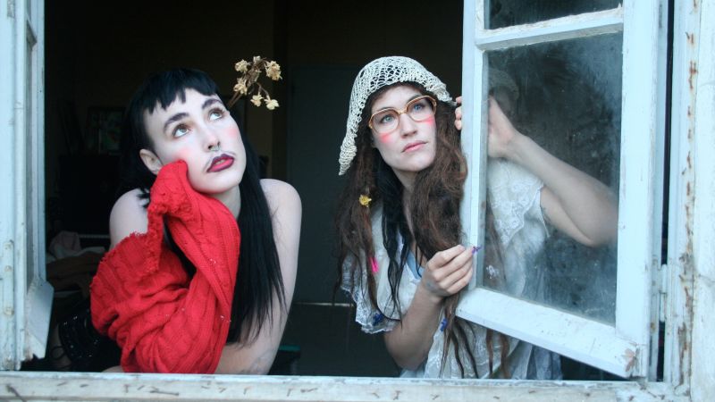 Datei:CocoRosie background.jpg