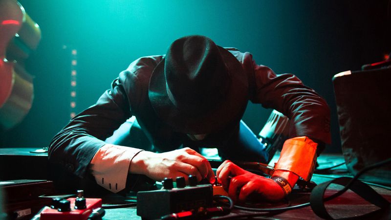 Datei:Slim Paul background.jpg