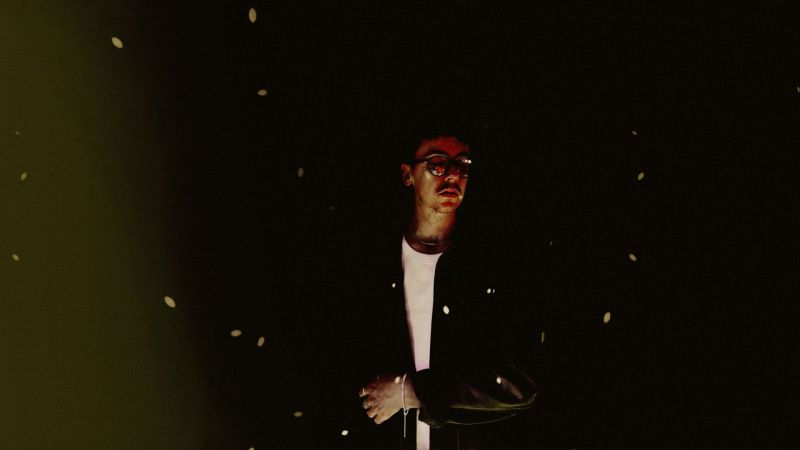 Datei:Ian Munro And Serion background.jpg